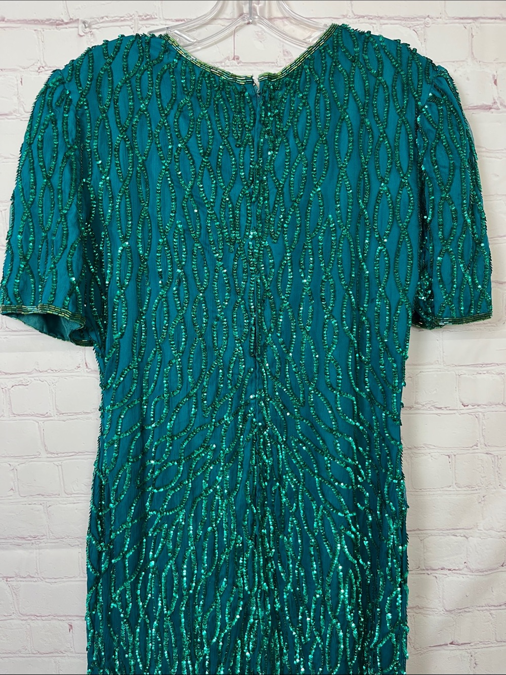 Laurence Kazar New York Emerald Green Silk Dress with Beading and Sequins - Picture 7 of 11